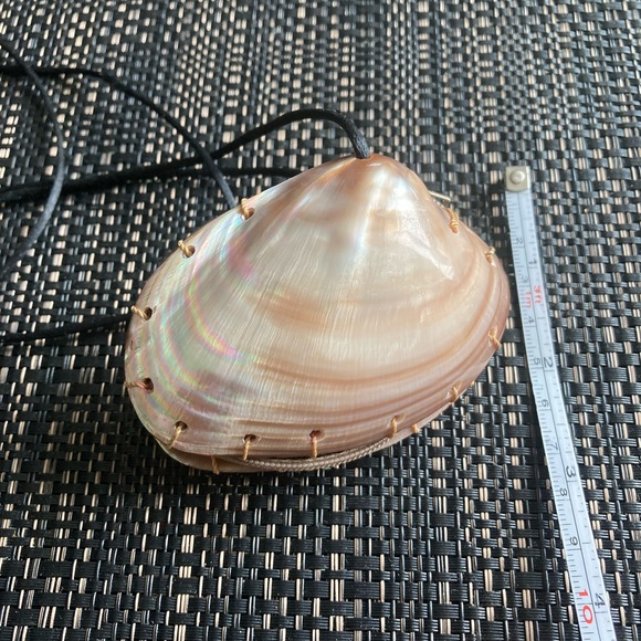 Seashell Trinket Box Necklace, Zippered, Fabric Adjustable Strap, Handmade - Picture 5 of 5